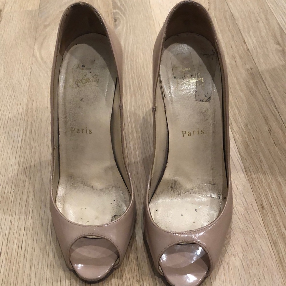 Christian Louboutin tan peep toe pumps